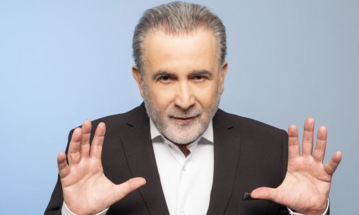 Αλ Τσαντίρι Νιουζ: Εκτάκτως σε νέα μέρα ο Λάκης Λαζόπουλος, με καλεσμένους τους Πυξ Λαξ