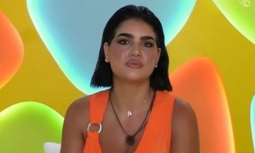 Big Brother–Ζωή Ασουμανάκη: «Δεν υπήρχε επαφή με τον πατέρα μου, απομακρυνόμουν...»