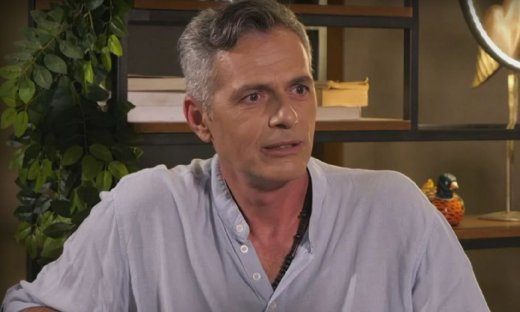 Μάριος Αθανασίου: Αποκάλυψε μέσα από ένα βίντεο πως για ένα χρόνο δούλευε σε οικοδομή–Το μήνυμά του