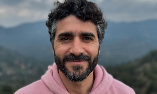 Προκόπης Αγαθοκλέους: Το όνειρο με τον Άγιο Παΐσιο  - Ο Γέροντας ανοίγει τα χέρια του και μου λέει…