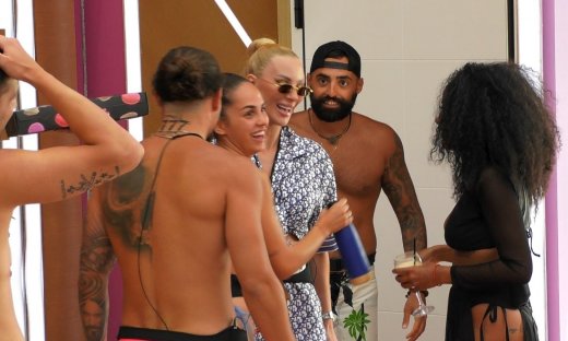 Big Brother:Γκικουρίας-Ντεντόπουλος προβληματίζονται για την ψηφοφορία & η Διονυσία κάνει come back!