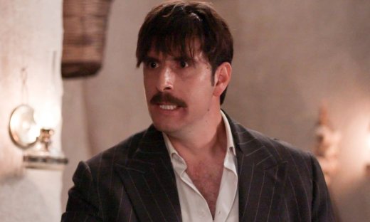 Grand Hotel: Έξαλλος ο Ρήγας, απειλεί Αλίκη και Πέτρο