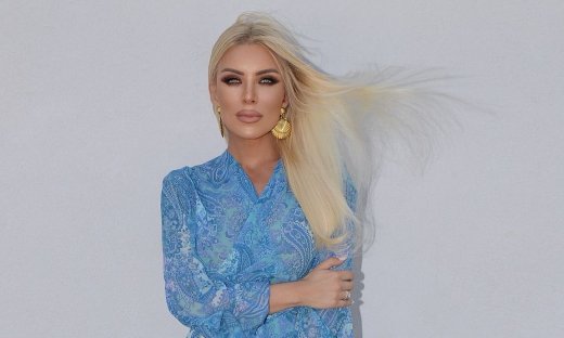 Κατερίνα Καινούργιου: Εισέβαλε στο πλατό η παιδική της φίλη και... συγκινήθηκε