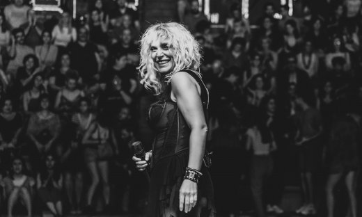 Η Ελεωνόρα Ζουγανέλη εξομολoγείται από καρδιάς: «κάθε φορά που ερωτεύομαι νιώθω...»