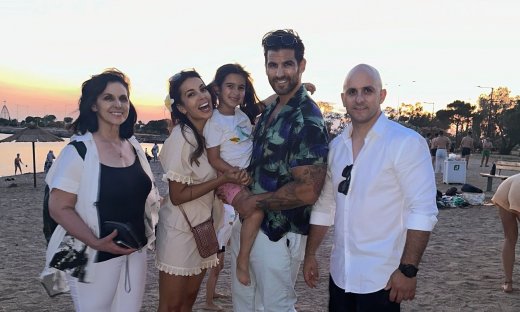 Μελίτα Παύλου - Συγκινεί η Ελένη Χατζίδου για την αποφοίτηση της κόρης της: «Την καμαρώνουμε...»