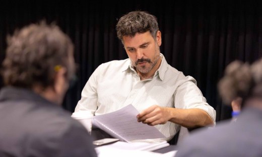 «Γιατί ρε πατέρα;»: Στιγμιότυπα από την πρώτη ανάγνωσης της νέας κωμικής σειράς του ΑΝΤ1