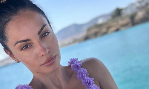 Αλεξανδράκη: Στη φόρα τα υβριστικά μηνύματα - Τι πρέπει να κάνω; Να της κάνω μια υπέροχη μηνυσάρα;