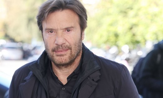 Τζώρτζογλου: «Πήγε να πεθάνει όταν ήμουν τεσσάρων. Είχε πιει χλωρίνη αντί για νερό & δηλητηριάστηκε»