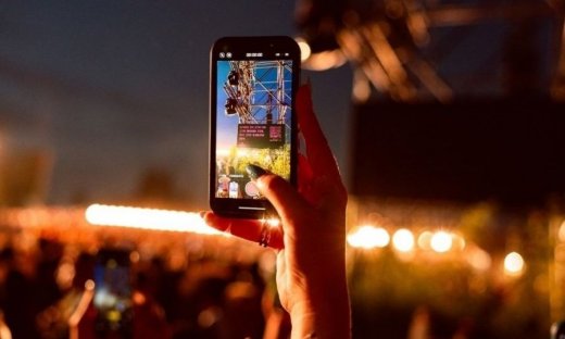 Αυτό το καλοκαίρι, οι πιο viral στιγμές σου δεν ανεβαίνουν πουθενά