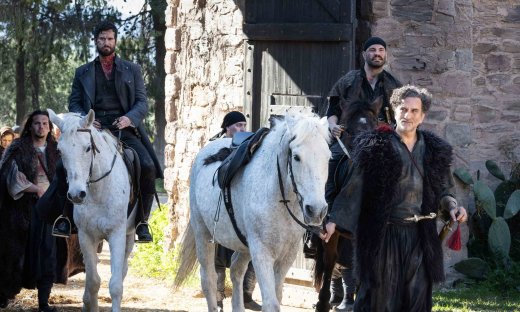 Η Μάγισσα: Το παλιό καστ επιστρέφει εκεί όπου ξεκίνησαν όλα