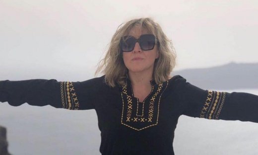 Ρένα Κουβελιώτη για Ηρώ Καριοφύλλη: «Φωνάξτε... καλύτερα να σας αντικαταστήσουν στη γη από το να...»