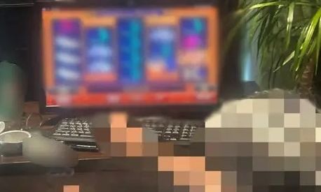 Έφοδος της ΕΛ.ΑΣ. σε ακόμα ένα παράνομο μίνι καζίνο στη Θεσσαλονίκη