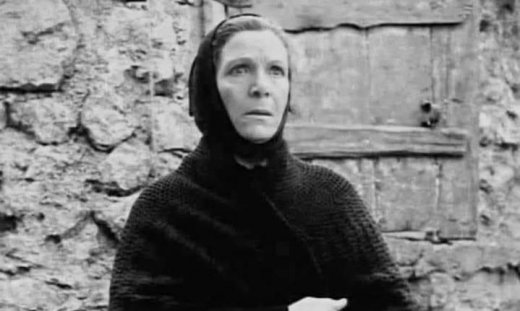 Ελένη Ζαφειρίου: Εξιστόρησε τη δύσκολη ζωή της σε ένα βιβλίο - Η ψυχοκόρη που έγινε ηθοποιός!