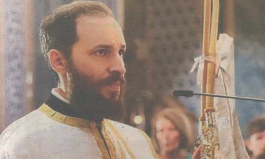 Νίκος Διαμαντίδης: Πέταξε το ακουστικό και φόρεσε το ράσο - Τελευταία συνεργασία του η Μπεκατώρου