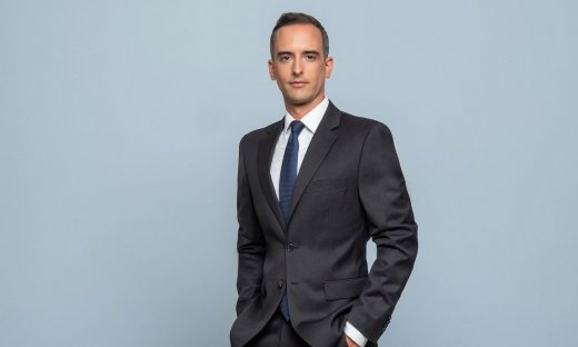 Όσα δεν γνωρίζουμε για τον Νικήτα Κορωνάκη, που πήρε τη θέση του Χασαπόπουλου στο Κοινωνία Ώρα Mega