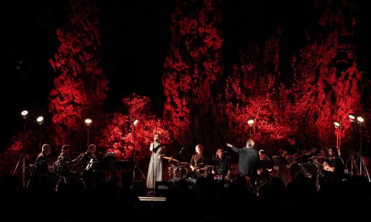 Μεγάλη επιτυχία για το 2ο Φεστιβάλ Μυτιλήνης- Ο Σταύρος Ξαρχάκος συγκίνησε με τη μουσική του