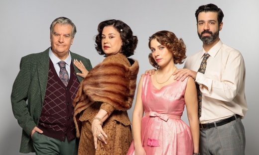 Το Σπίτι Δίπλα Στο Ποτάμι: Αυτή είναι η ιστορία της Ιουλίας!