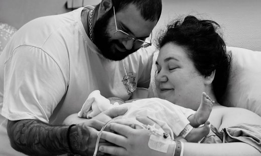 Αφροδίτη Γεροκωνσταντή: «Σπάσανε τα νερά μου κι έκανα 30 ώρες για να γεννήσω»