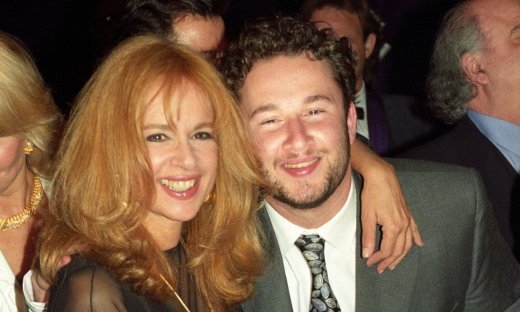 Συγκινεί ο Γιάννης Παπαμιχαήλ: «Η Αλίκη για όλους ήταν το φως... Για μένα ήταν απλώς η μαμά μου»