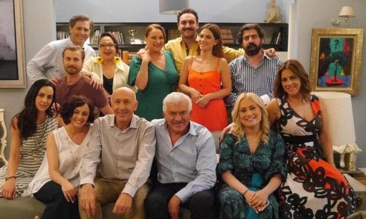 To σόι σου: Σύσσωμη η οικογένεια Χαμπέα οργανώνεται με σκοπό να…