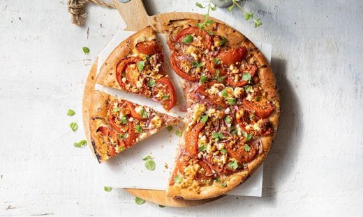 Λαδένια από τον Άκη Πετρετζίκη