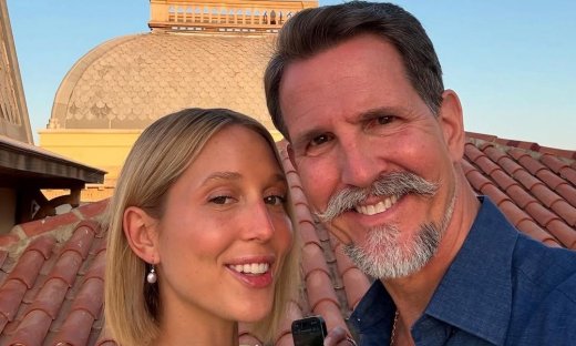 Παύλος Ντε Γκρες: Ο πιο cool μπαμπάς – Πίνει μαύρη μπύρα δίπλα στην κόρη του, Μαρία Ολυμπία!