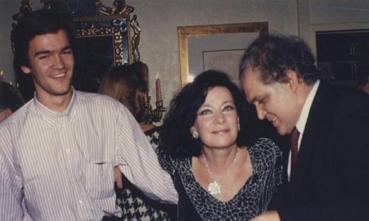 «Δεν έχω λόγια...»: H ανάρτηση του Κωνσταντίνου Καζάκου για τα 33 χρόνια από την απώλεια της Καρέζη