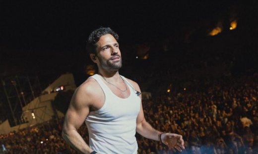 Κωνσταντίνος Αργυρός: Αναβλήθηκε η συναυλία του στην Πρέβεζα – Σκοτώθηκε μέλος της ομάδας του