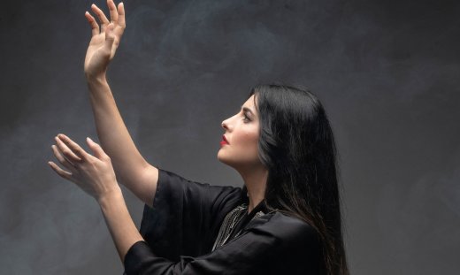 Η Μαρία Παπαλεοντίου στο gossip-tv: Από το «Να η Ευκαιρία» στο “Coucou!” & από Σαββόπουλο σε Τσακνή!