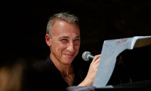 Μίνως Μάτσας: Το βίντεο με την "άγνωστη" κόρη του και η ανακοίνωση στο Instagram