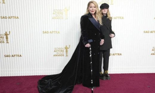 Κριστίνα Άπλγκεϊτ: Στο νοσοκομείο η ηθοποιός - Γιατί ούρλιαζε από τον πόνο