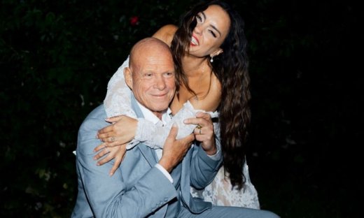 Ατύχημα για την Ελπίδα Ιακωβίδου στο ταξίδι του μέλιτος με τον Καλημέρη:«Ευτυχώς δεν χτύπησα κεφάλι»