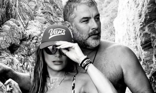 Βανδή -  Μπισμπίκης: Διακοπές στην Κρήτη- Σε παραδοσιακό καφενείο του Ρεθύμνου για ρακές & φαγητό