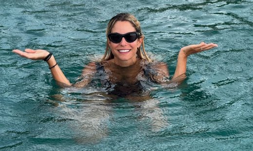 Δούκισσα Νομικού: Οι βουτιές ανήμερα του Δεκαπενταύγουστου-Κολύμπι στη βροχή!Χαμογελώ,όμως,γιατί...