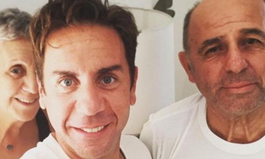 Γιώργος Μαζωνάκης: Σε σοκ ο πατέρας του – Αγνοούσε τις κινήσεις των συγγενών & τον εγκλεισμό του