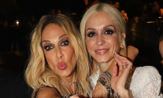 Άννα Βίσση – Σοφία Καρβέλα: Το κοινό στιγμιότυπο από τις διακοπές τους στη Λέρο