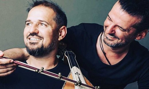 Γιώργος - Νίκος Στρατάκης: Η παράδοση είναι η ρίζα και η πηγή μας, το έδαφος πάνω στο οποίο χτίζουμε