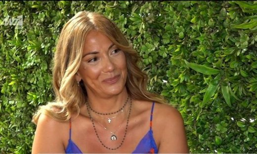 Γιώτα Τσιμπρικίδου: «Μου έλεγαν ότι αν δεν γίνω ξανθιά, δεν θα κάνω ποτέ καριέρα στην τηλεόραση»