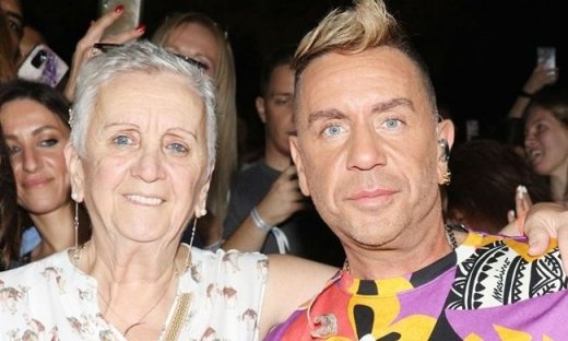 Κλειώ Μαζωνάκη: Η μία & μοναδική φορά που ο Γιώργος Μαζωνάκης ανέβασε τη μητέρα του επάνω στην πίστα