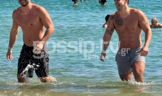 Αποκλειστικό: Γνωστοί τραγουδιστές συναντήθηκαν σε παραλία της Καβάλας