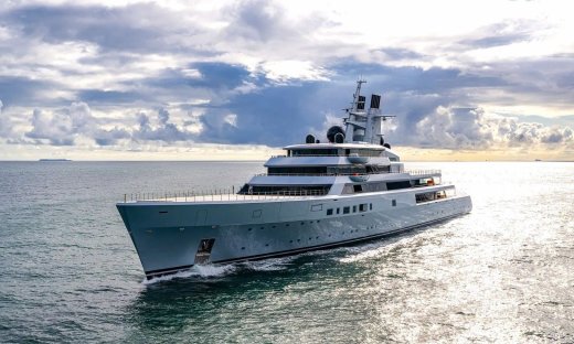 Dragonfly: Το εντυπωσιακό γιοτ των 450 εκατομμυρίων δολαρίων στη Μύκονο