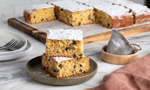 Φανουρόπιτα που δεν τρίβεται από τον Άκη Πετρετζίκη