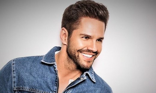 Τσαλίκης: Ο γιος του, Βασίλης έγινε 22 χρονών & συγκινεί–Ασθενοφόρα, τροχαία! Ένα μωρό μόλις 2 κιλά