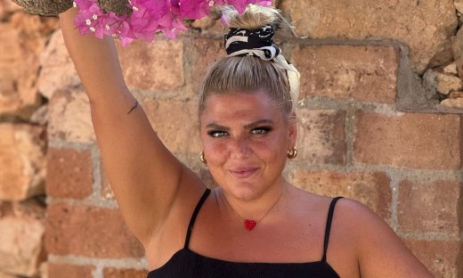 Μπάρκα: Η πιο τολμηρή φωτό του φετινού καλοκαιριού της είναι αυτή και undercover όλοι έχουμε μια