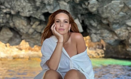 Σίσσυ Χρηστίδου: Μασάζ με θέα το απέραντο γαλάζιο λίγο πριν την επιστροφή της στο «Χαμογέλα & Πάλι»!