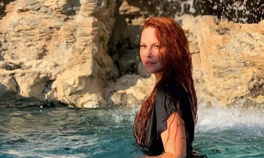 Σίσσυ Χρηστίδου: «Έτοιμη να βουτήξω στην επόμενη σεζόν, μωρό μου!»