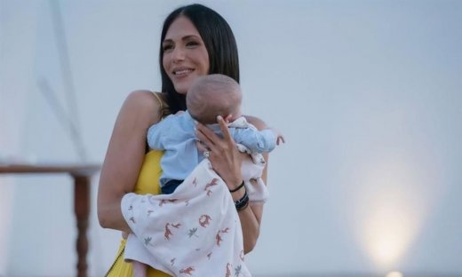 Ανθή Βούλγαρη: Μας δείχνει καρέ καρέ την πρωινή βόλτα με τον έξι μηνών γιο της, Μάριο