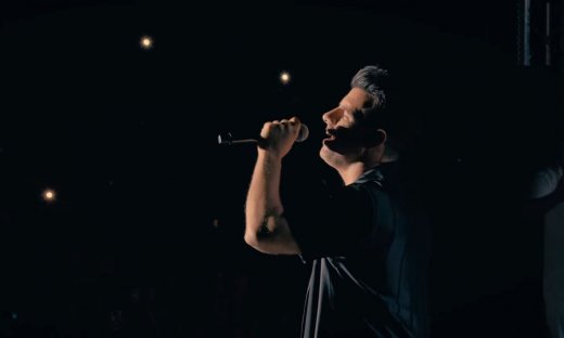 Θοδωρής Φέρρης «Όνειρο Θα ‘Ναι Ξανά (Κούνια)» - Η πιο ερωτική επιτυχία σ' ένα ατμοσφαιρικό video!