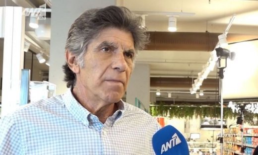 Γιάννης Μπέζος: «Θα κάνουμε μια απόπειρα για μια καινούργια κωμωδία που...»