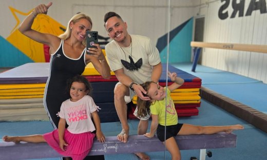 Σοφία Πετρούνια: Πάει φέτος πρώτη Δημοτικού και ο μπαμπάς Λευτέρης έκανε την πιο τρυφερή ανάρτηση